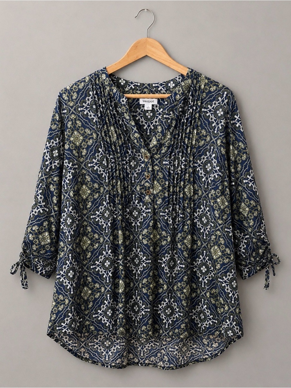 Westport Navy Boho Floral Rayon Blouse L